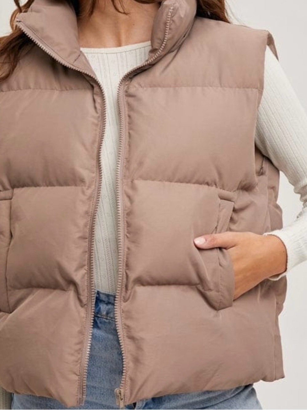 Bluivy mushroom colored puffer Vest. New with tags